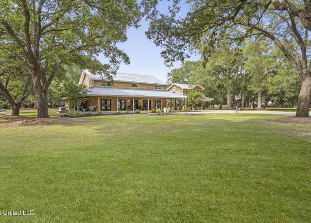 Property at 1625 Noble Rd, Ocean Springs, MS 39564, 4 beds, 2.5 baths