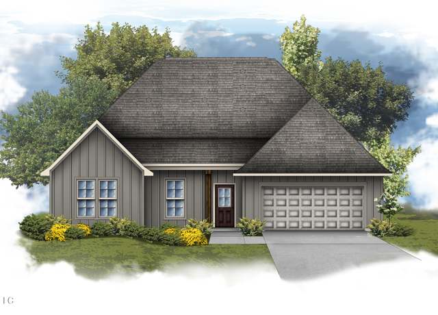 Property at 137 Le Moyne St, Bay Saint Louis, MS 39520, 4 beds, 2 baths