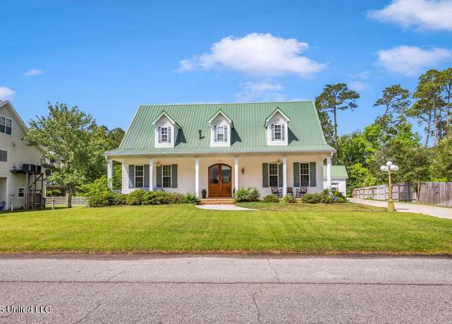 Property at 630 Royal Oak Dr, Pass Christian, MS 39571, 4 beds, 4.5 baths