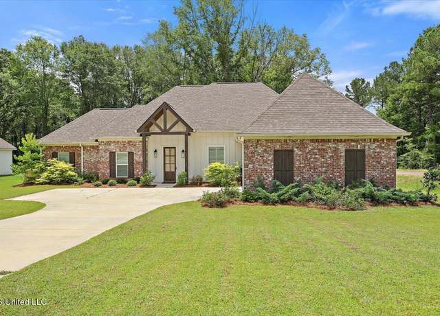 Property at 1175 Sanctuary Dr, Brandon, MS 39042, 4 beds, 3 baths