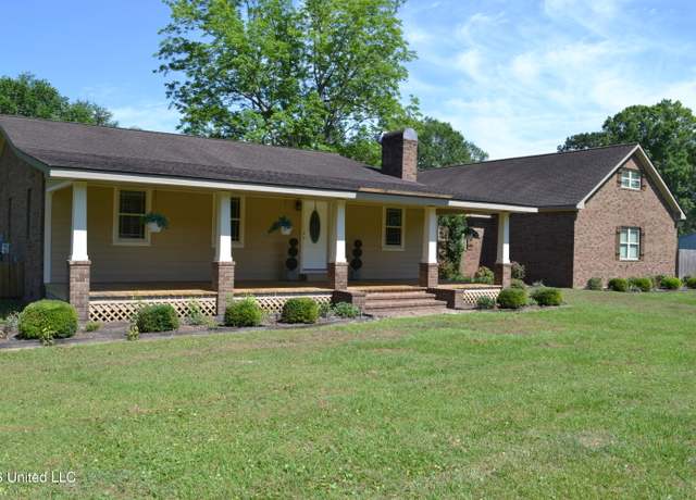 Property at 19728 Highway 63, Moss Point, MS 39562, 3 beds, 3 baths