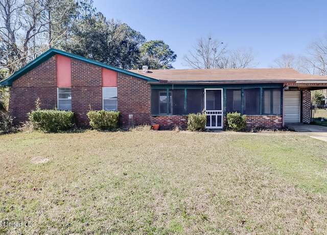 Property at 801 Latimer Rd, Gulfport, MS 39503, 3 beds, 1.5 baths