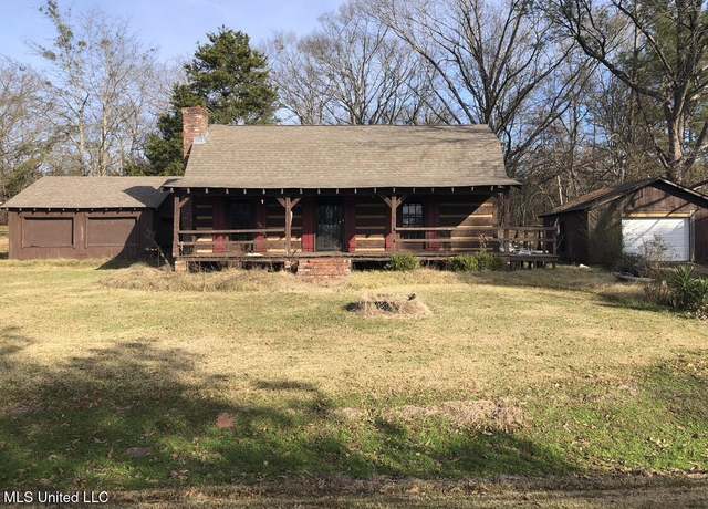 Property at 4080 Lake Rd, Jackson, MS 39212, 3 beds, 2.5 baths