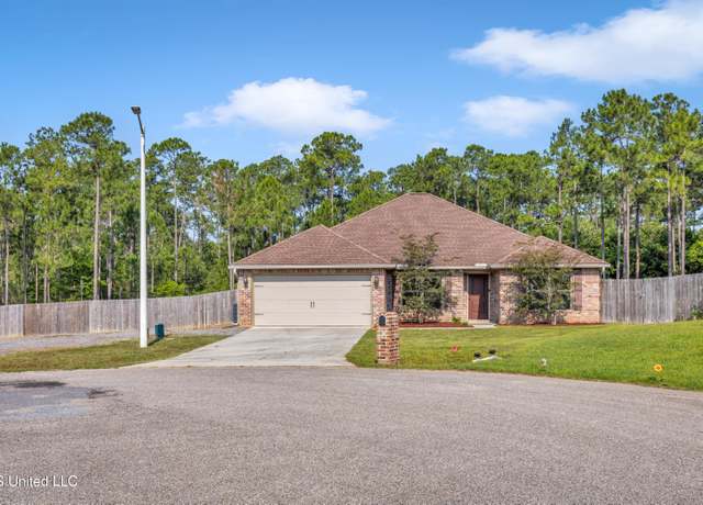 Property at 14911 Camp Ln, Gulfport, MS 39503, 4 beds, 2 baths