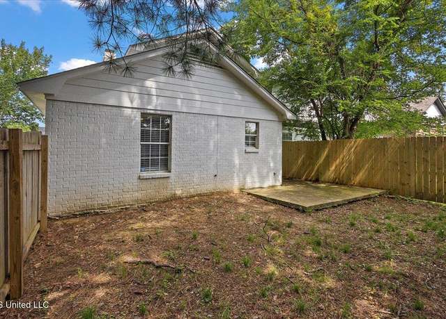 Property at 1101-1102 Jamestown Way #2, Jackson, MS 39211, 5 beds, 3.5 baths