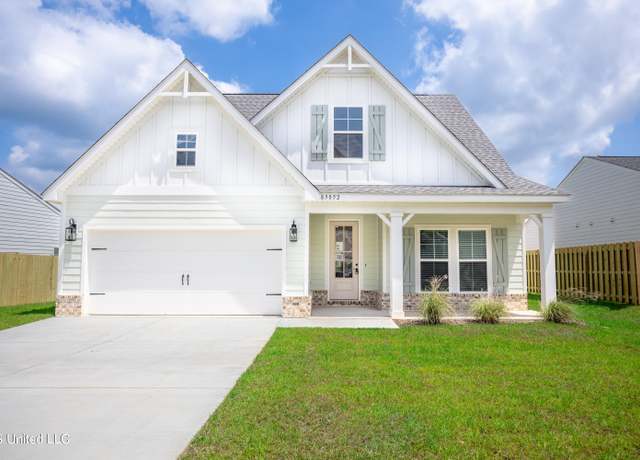 Property at 10462 Landon Meadows Dr, Gulfport, MS 39503, 5 beds, 3 baths