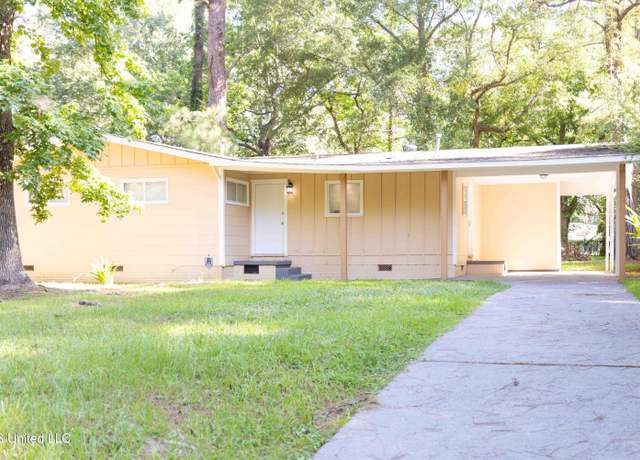 Property at 1624 Kentwood Dr, Jackson, MS 39212, 3 beds, 2 baths