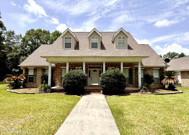 Property at 122 Doug Lee Rd, Picayune, MS 39466, 5 beds, 2.5 baths