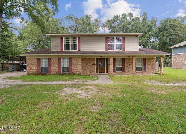 Property at 1404 Grandview St, Gautier, MS 39553, 3 beds, 2.5 baths