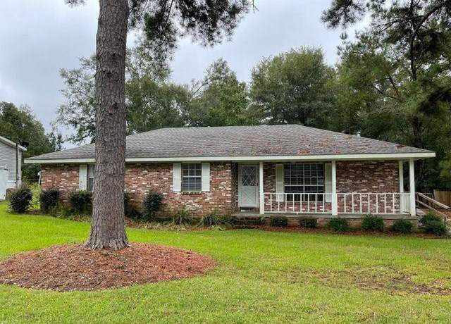 Property at 31 Barber Dr, Columbia, MS 39429, 3 beds, 2 baths