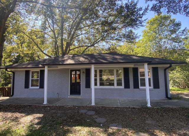 Property at 9237 Mason St, Olive Branch, MS 38654, 4 beds, 2 baths