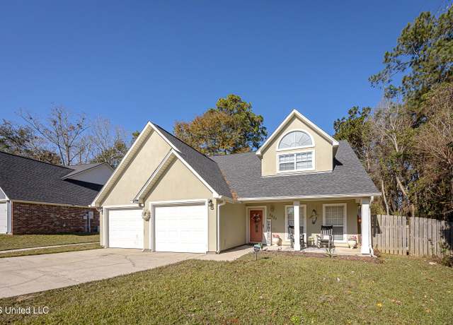 Property at 2820 Villa Venezia Ct, Ocean Springs, MS 39564, 3 beds, 3.5 baths