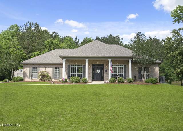 Property at 211 Whistlers Way, Hattiesburg, MS 39402, 4 beds, 2.5 baths