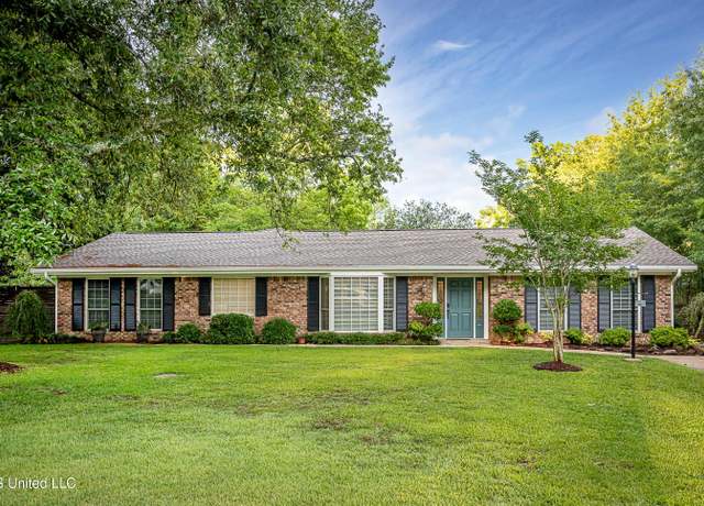 Property at 6804 Oriole Dr, Biloxi, MS 39532, 3 beds, 2.5 baths