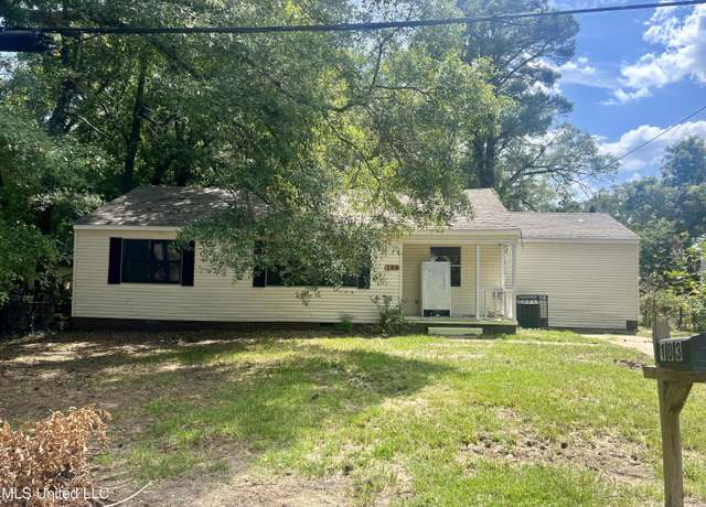 Property at 103 Fair Ct, Jackson, MS 39209, 3 beds, 2 baths