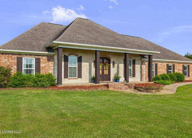 Property at 712 Leesburg Rd, Pelahatchie, MS 39145, 4 beds, 4 baths