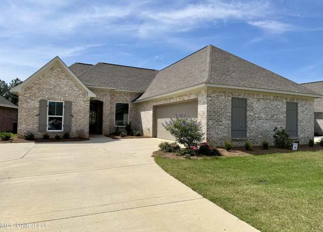 Property at 203 Wethersfield Dr, Florence, MS 39073, 4 beds, 3 baths