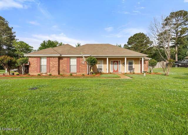 Property at 104 Canyon Cv, Byram, MS 39272, 3 beds, 2 baths