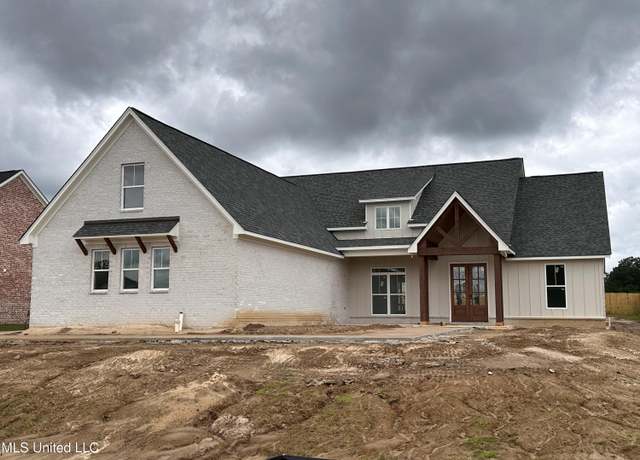 Property at 1805 Bakersfield Way, Nesbit, MS 38651, 3 beds, 2.5 baths
