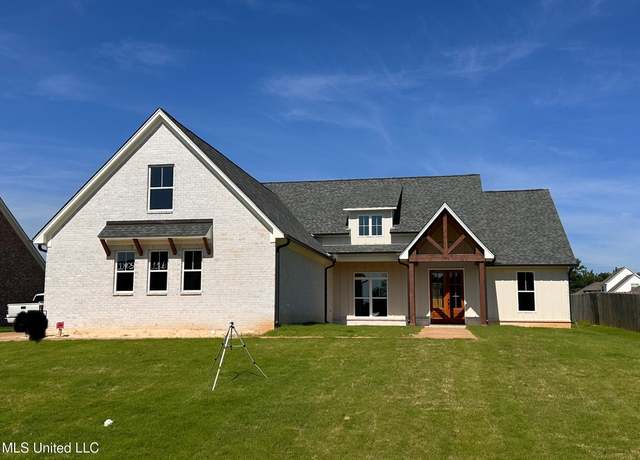 Property at 1805 Bakersfield Way, Nesbit, MS 38651, 3 beds, 2.5 baths