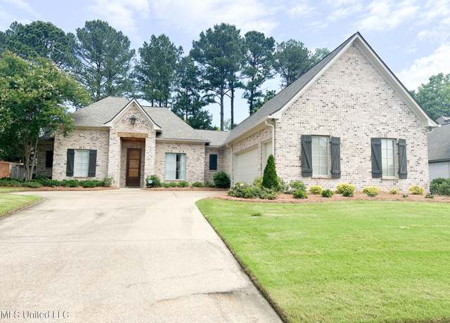 Property at 436 St Ives Dr, Madison, MS 39110, 4 beds, 3 baths
