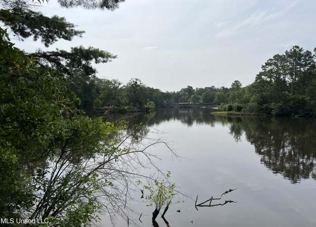 Property at Fox Run Cv, Biloxi, MS 39532