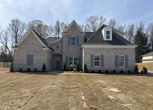 Property at 939 Buttermilk Dr, Nesbit, MS 38651, 4 beds, 2.5 baths