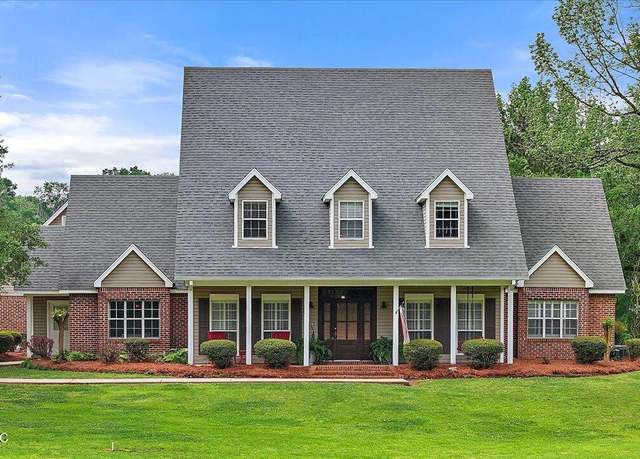 Property at 1545 Kickapoo Rd, Clinton, MS 39056, 4 beds, 3.5 baths
