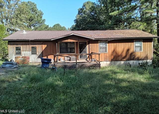 Property at 373 John Branch Rd, Batesville, MS 38606, 3 beds, 2 baths