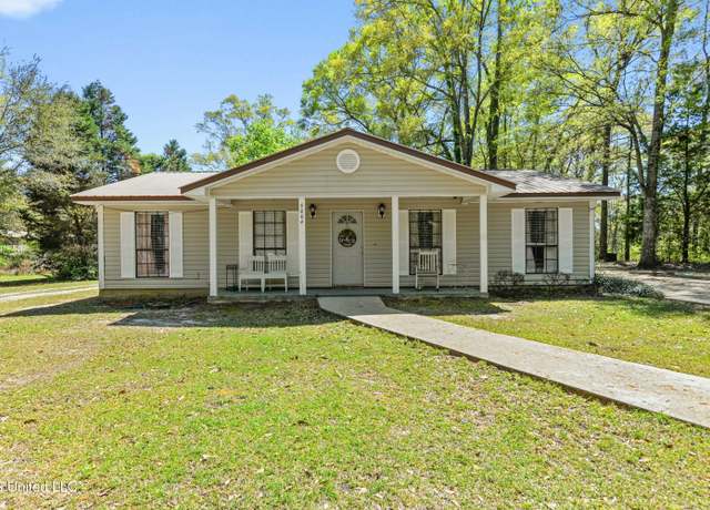 Property at 6004 J D Mckee Rd, Moss Point, MS 39562, 3 beds, 2 baths