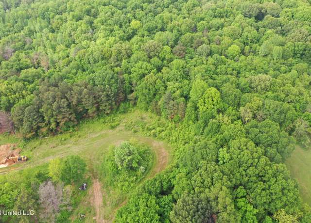 Property at 1400 Lrl Rd, Senatobia, MS 38668