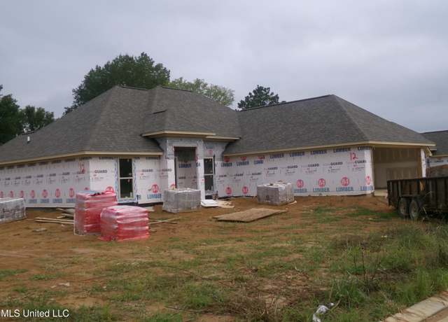 Property at 563 Patrick Farms Dr, Pearl, MS 39208, 3 beds, 2 baths