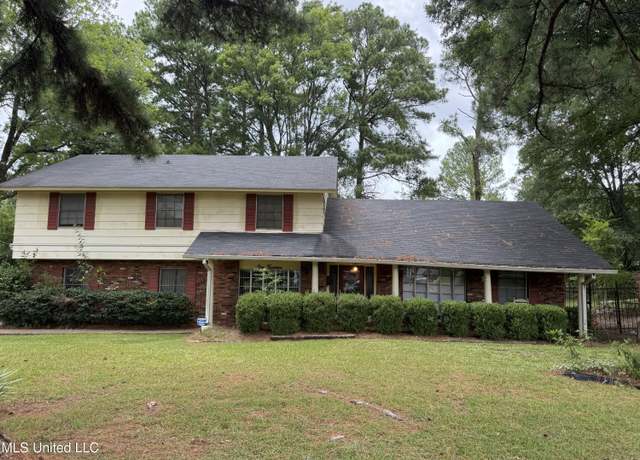 Property at 114 California Pl, Jackson, MS 39213, 4 beds, 2 baths