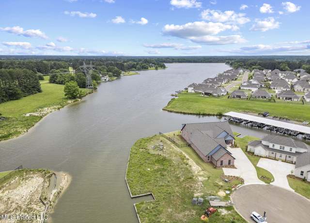 Property at 102 Harbour Landing Lndg, Madison, MS 39110