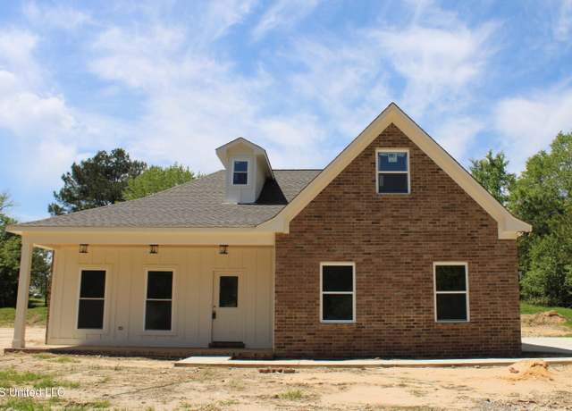 Property at 184 S Fuller St, Byhalia, MS 38611, 4 beds, 2.5 baths