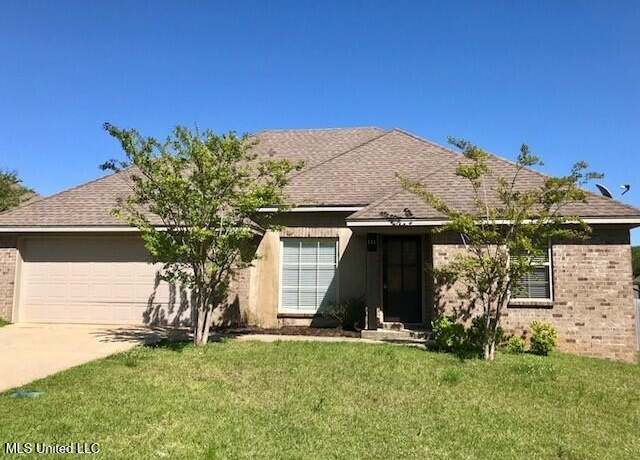 Property at 114 Silver Ridge Ln, Pearl, MS 39208, 3 beds, 2 baths