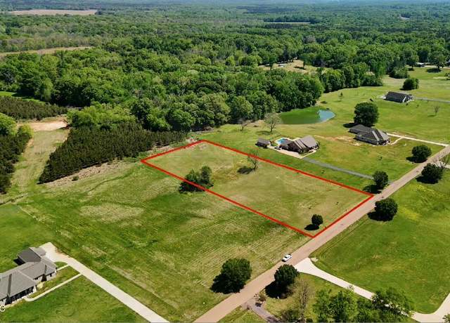 Property at 128 Meadow Oaks Ln, Clinton, MS 39056