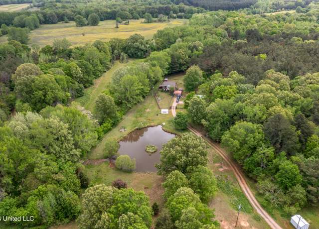 Property at 384 Battle Rd, Byhalia, MS 38611, 3 beds, 2.5 baths