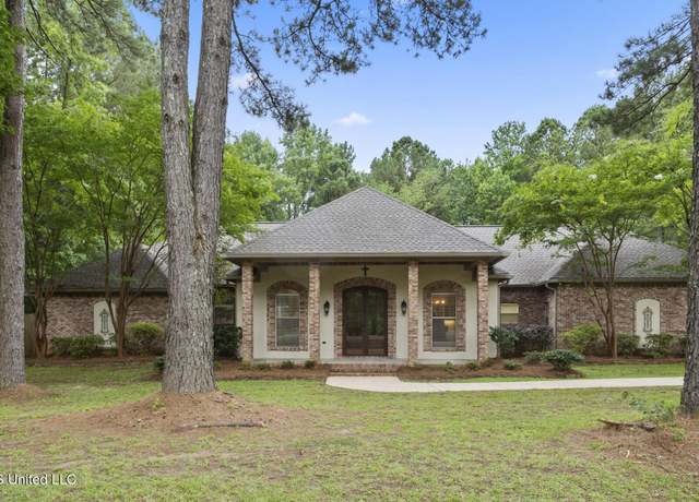 Property at 191 N Brandon Blvd, Brandon, MS 39042, 5 beds, 3 baths