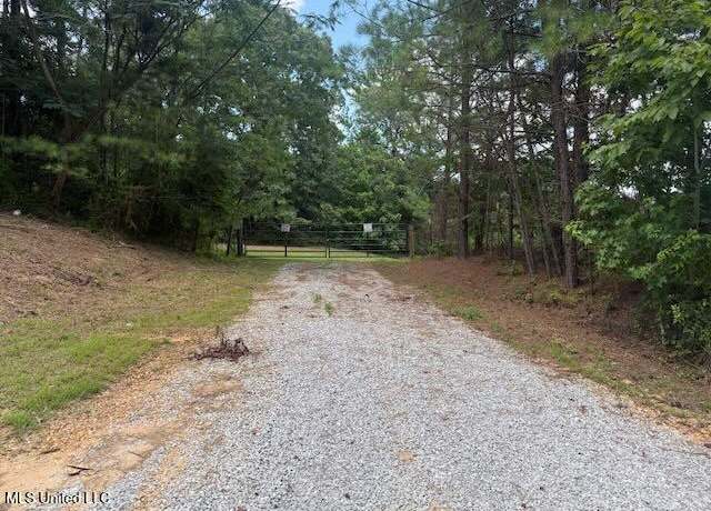 Property at 2555 Laws Hill Rd, Holly Springs, MS 38635