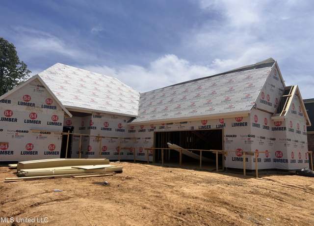 Property at 212 Sweetbriar Cir, Canton, MS 39046, 5 beds, 4 baths