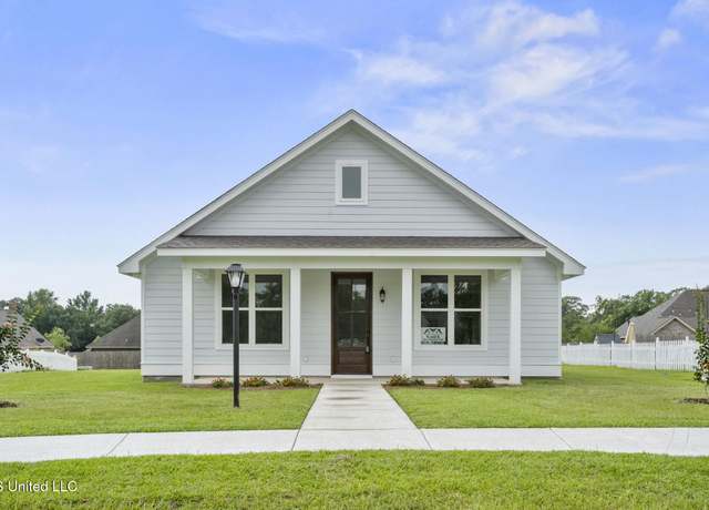 Property at 410 Legacy Blvd, Hattiesburg, MS 39402, 3 beds, 2 baths