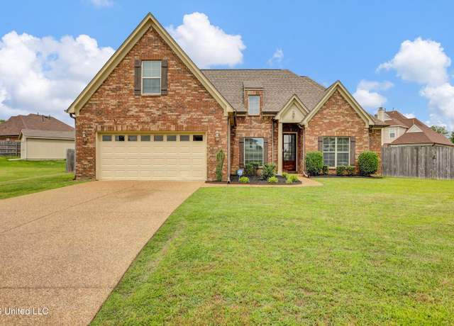 Property at 4813 Rosepetal Cv, Southaven, MS 38672, 4 beds, 2 baths