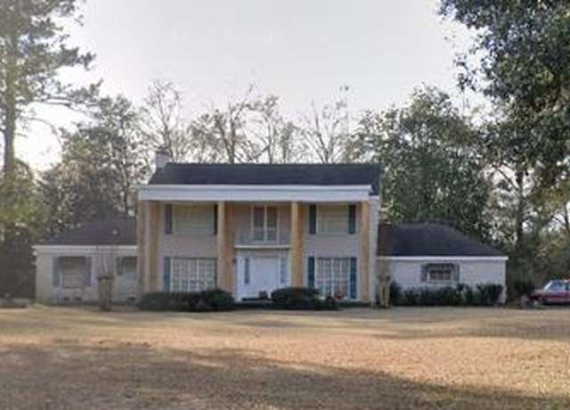 Property at 602 Circle Dr, Mendenhall, MS 39114, 3 beds, 2 baths