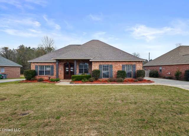 Property at 32 Sunline Dr, Petal, MS 39465, 3 beds, 2 baths