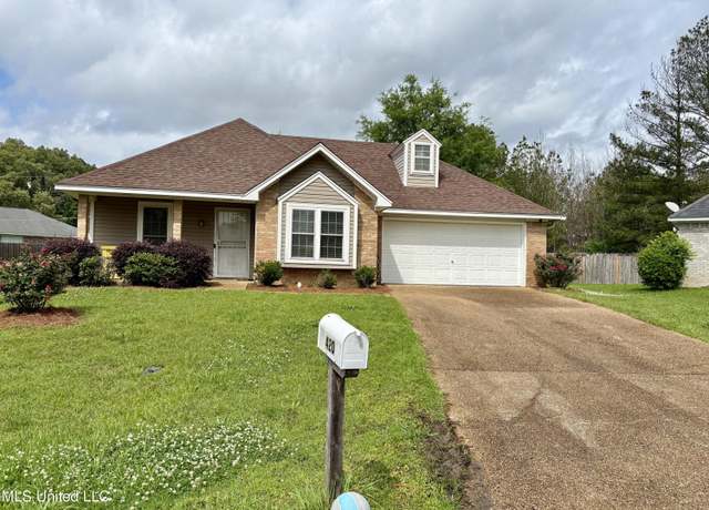 Property at 420 Vining Ct, Byram, MS 39272, 3 beds, 2 baths