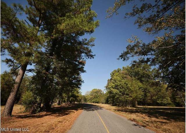Property at 453 Barksdale Rd, Brandon, MS 39047