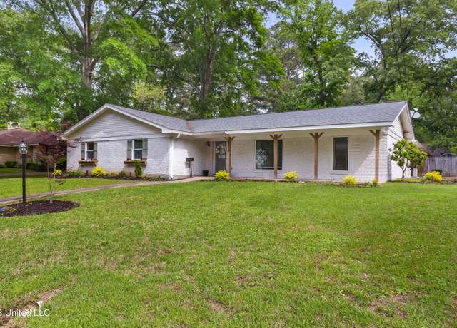 Property at 5328 Briarfield Rd, Jackson, MS 39211, 3 beds, 2 baths