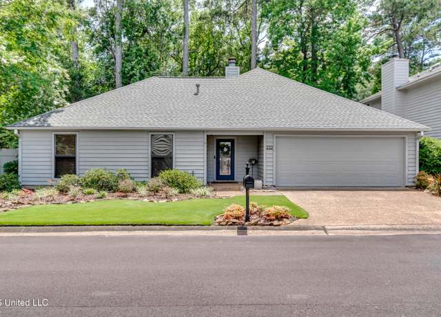 Property at 232 Waterwood Dr, Brandon, MS 39047, 3 beds, 2 baths