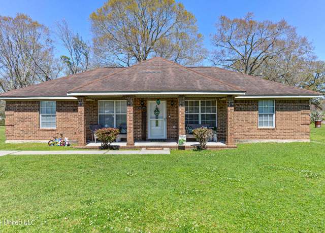 Property at 4745 Adams Ave, Moss Point, MS 39563, 4 beds, 2 baths